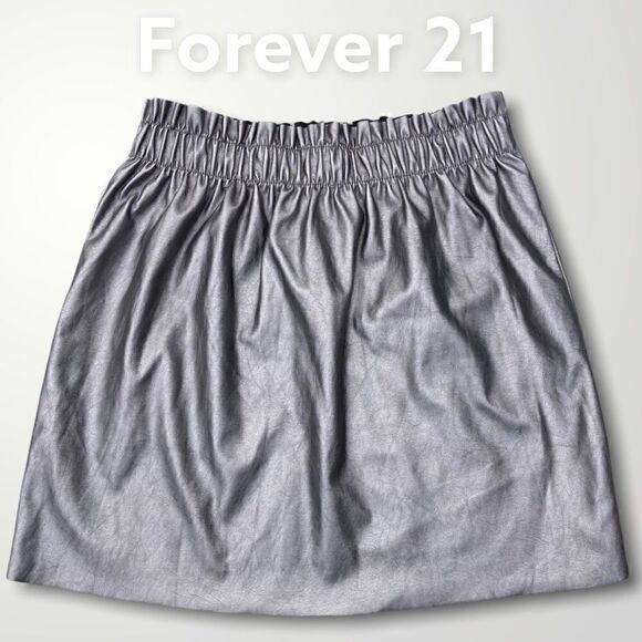 Forever 21, Metallic Mini Skirt, Ruched Elastic Waist, Raw Cut Hemline, Medium - Picture 1 of 7